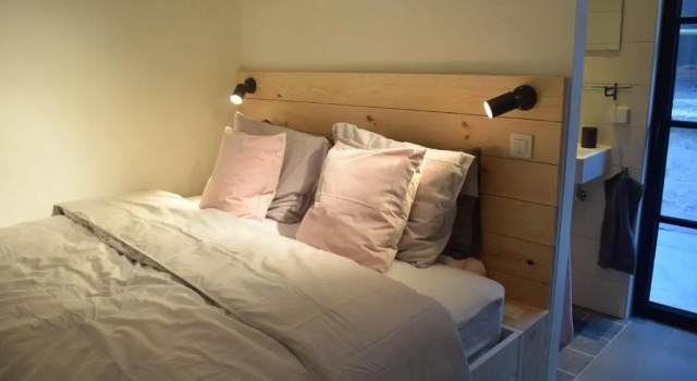 Holiday Home La Petite Maison, Забронировать Отель Отели Leiestreek с парковкой, Парковка