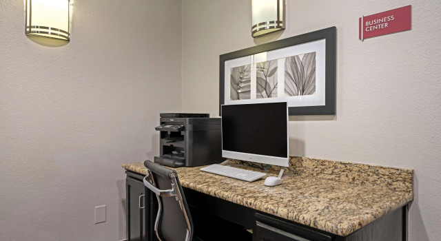 La Quinta Inn & Suites Greenwood, Đặt Khách sạn Greenwood Indiana