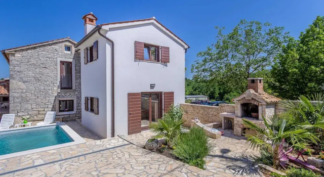 Villa in Istria With Pool Near Croatian Sea