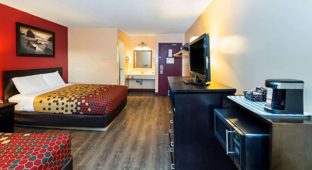 Standard Neljän hengen huone Econolodge Edson