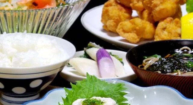 Kohan No Hatago Fukuju, Prenota Hotel Hotel 3 stelle a Shiga, 3*