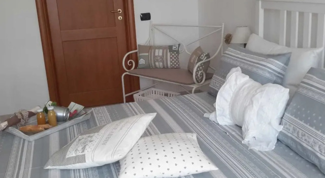 Betì House Hearts and Roses Guesthouse, Reserva ahora Hotel Hoteles en El Lacio con aparcamiento, Aparcamiento
