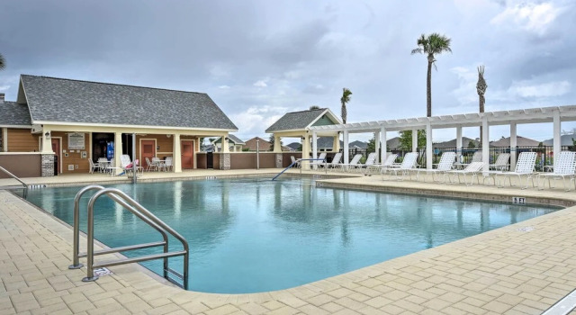 Коттедж 4 Mi to Lake Sumter Landing: Home in The Villages