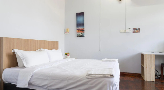 Hin Loi Guesthouse, Prenota Hotel Kota Kinabalu Sabah