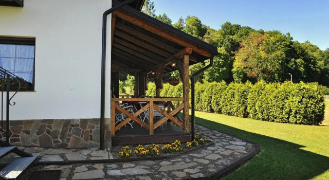 Апартаменты Chata nad Sanem