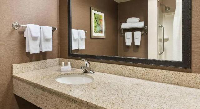 Номер Standard Fairfield Inn & Suites by Marriott Springdale