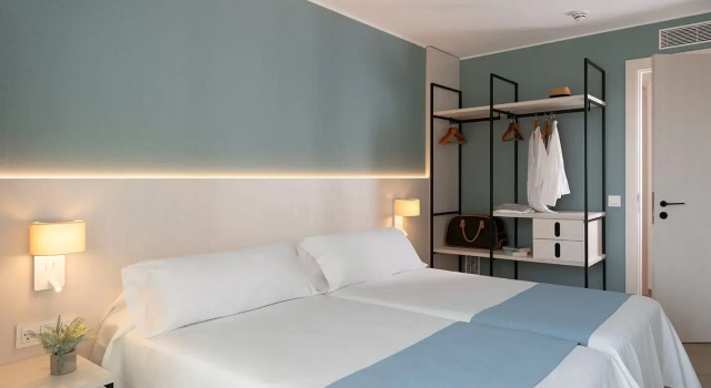 Люкс с 2 комнатами Costa Encantada Suites & Resort