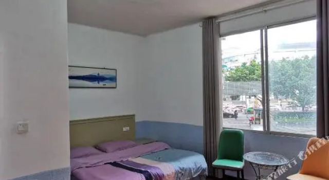 Xiangge Hostel, Забронировать Хостел Хостелы Гуйлинь, рядом с Guilin Liberation Bridge Wharf, Хостел