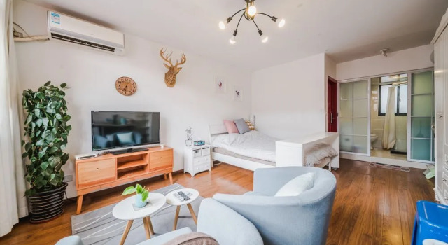 Cozy Apartment Best Location 302
