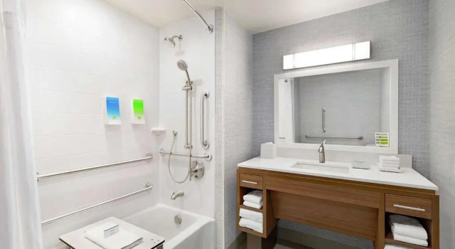 Двухместный люкс c 1 комнатой Home2 Suites by Hilton Scottsdale Salt River