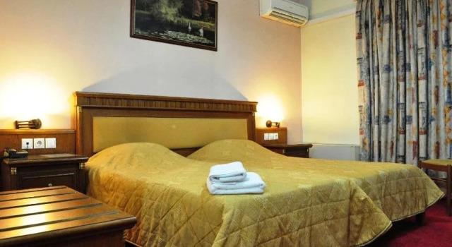 Hotel Acropole, Забронировать Отель Патра Ахея