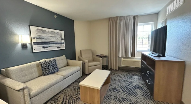Люкс c 1 комнатой Candlewood Suites Fayetteville – University of Arkansas by IHG