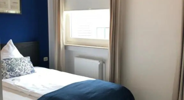 Номер Deluxe bensons hotel