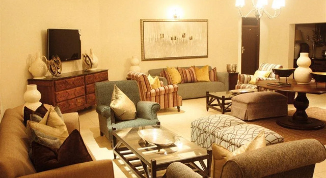 The Victoria Falls Deluxe Suites, Rezerwuj Hotel Hotele w Victoria Falls z basenem, Basen