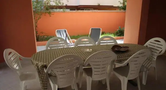 Beach House - Two Bedroom No.2, Prenota Hotel Montesilvano 