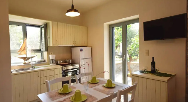 Kastro Villas Mani, Забронировать Отель Отели периферийной единицы Мессения с парковкой, Парковка