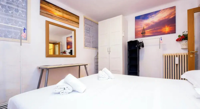 Bright Flat with Terrace near the Beach, Забронировать Апартаменты/квартира Рапалло Итальянская Ривьера