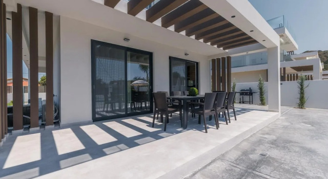 Коттедж Villa Infinity Theo