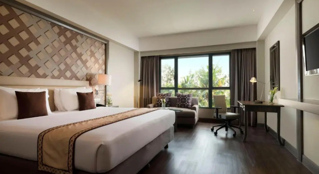 Двухместный номер Deluxe с видом на бассейн Meliá Purosani Yogyakarta