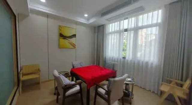 Meidi Di Homestay Hotel, Varaa Hotelli Hotellit Sichuan pysäköinnillä, Pysäköinti
