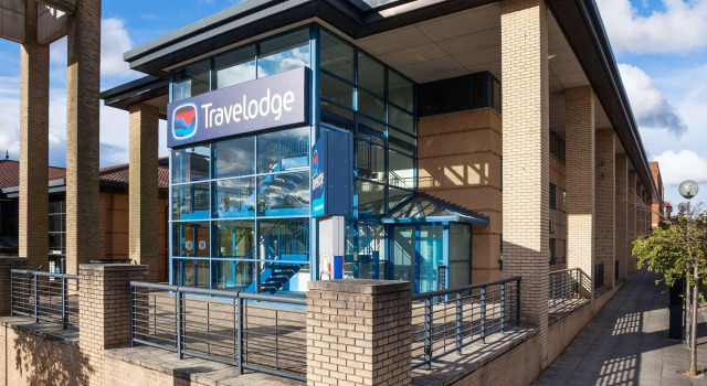 Travelodge Milton Keynes Central, Забронировать Отель Отели Бакингемшир с завтраком, Завтраки