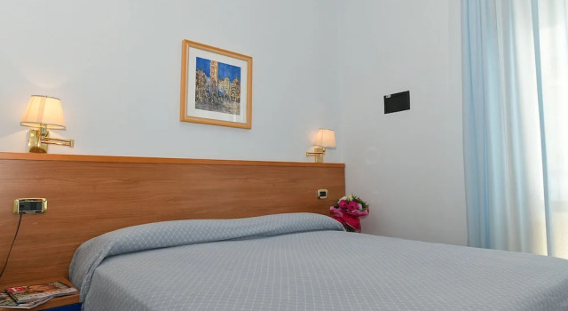 Одноместный номер Standard с балконом и с видом на внутренний двор Hotel Souvenir