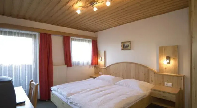 Gasthof Horner, Rezerwuj Hotel Hotele w Salzburg z parkingiem, Parking