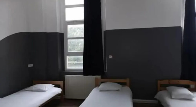 Четырёхместный номер Standard Auberge de Jeunesse HI Amiens