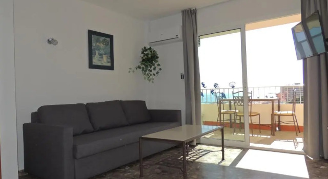 Carihuela Park 807, Забронировать Отель Отели Торремолинос с бассейном, рядом с Парафия Архангела Михаила, Бассейн