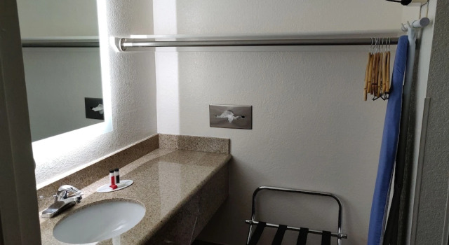 Doppel Suite mit Balkon Howard Johnson by Wyndham Holbrook