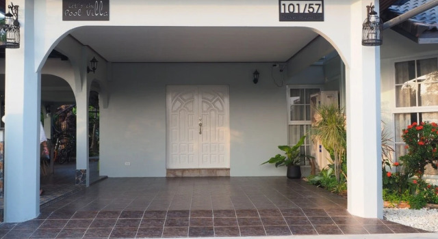 Lets Chill Pool Villa Najomtien Sattahip