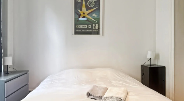 3 Bedroom Self Check in for 7, Prenota Appartamento Bruxelles Bruxelles