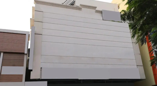 SPOT ON 36102 Akshara Regency, Забронировать Отель Отели штата Карнатаки с парковкой, Парковка