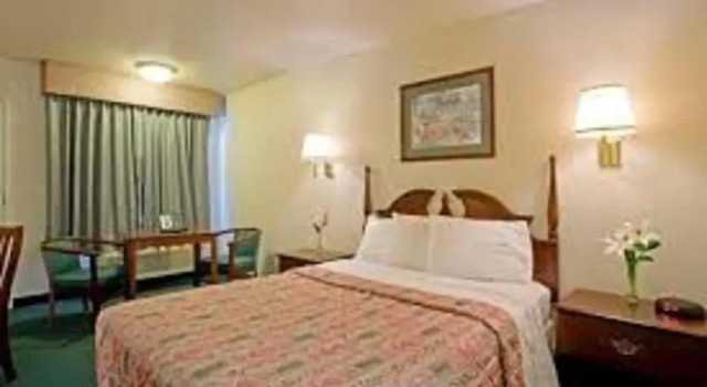 Номер Standard Best Inn