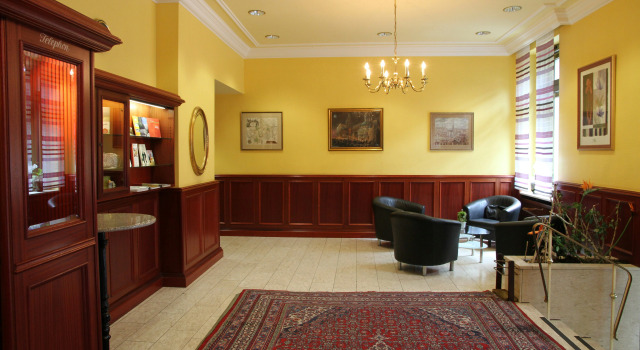 TOP Hotel Amberger, Забронировать Отель Отели Вюрцбурга 3 звезды, рядом с Музей при соборе, 3*