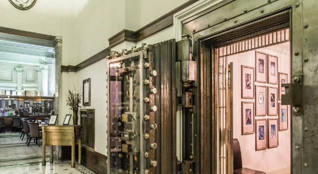 The Whitney Hotel
