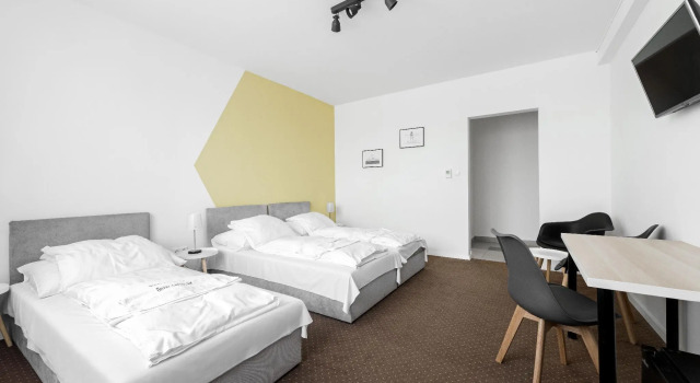 Трёхместный номер Standard Chesscom Hotel
