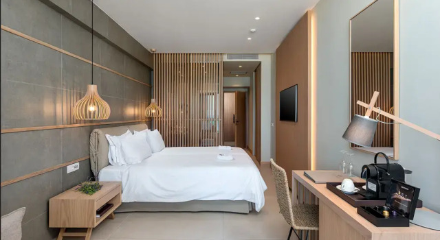 Люкс Ikones Seafront Luxury Suites - Adults Only