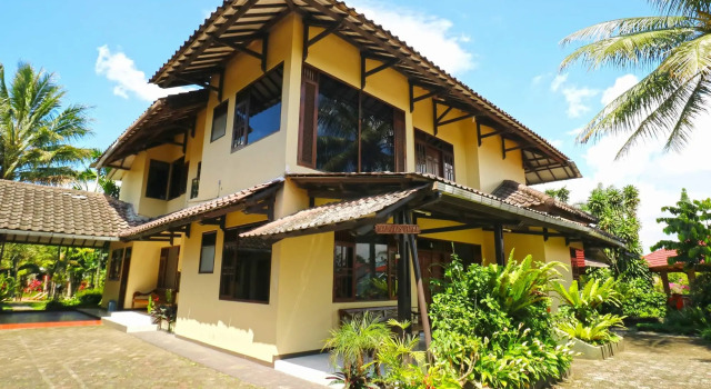 Aquarius Orange Resort, Book Resort Cisarua West Java