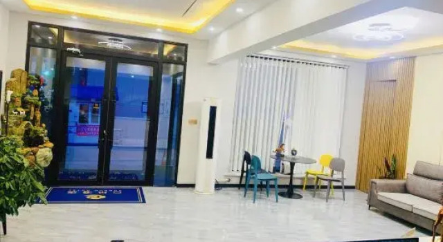 Yunduo Business Hotel on the bank of Aihui River, Rezervasyon Otel Heihe Heilongjiang