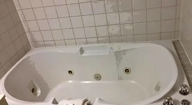 Люкс Deluxe Inn at Arbor Ridge Hotel and Conference Center