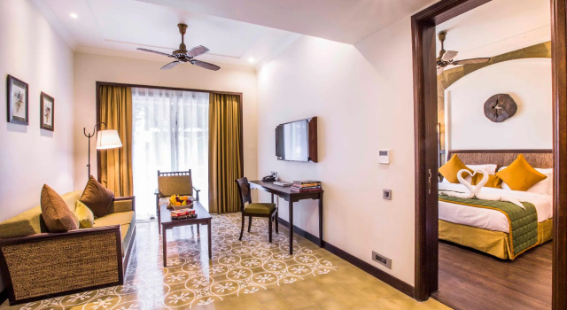 Семейный люкс с балконом Rhythm Lonavala - An All Suite Resort