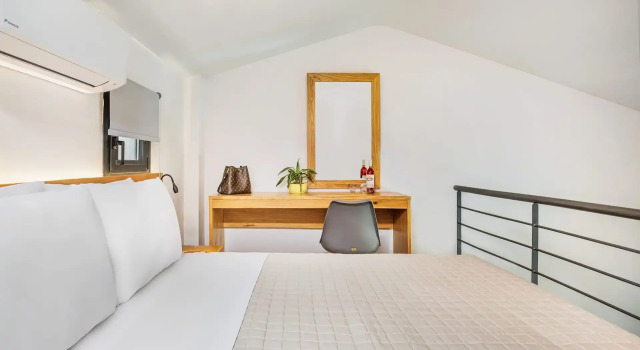 Полулюкс Alex Mare Suites