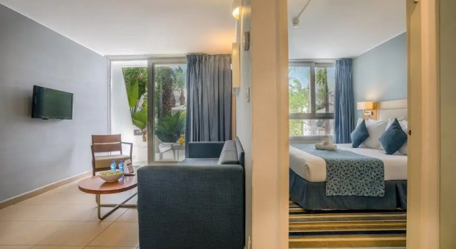 Suite junior con balcón Astral Palma Hotel