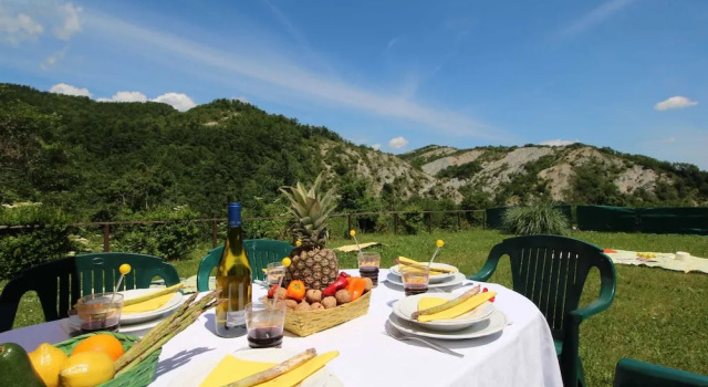 Country House Getaway in Apecchio, Rezervovat Rekreační dům Apecchio 