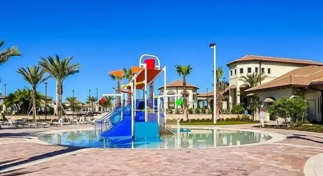 Номер Standard 4 Bed Champions Gatel Town Home With Splash Pool 4 Bedroom Townhouse by RedAwning