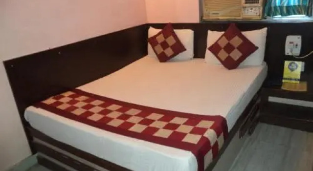 Jaipur Rooms 999