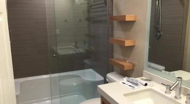 Номер Standard Mount Robson Inn