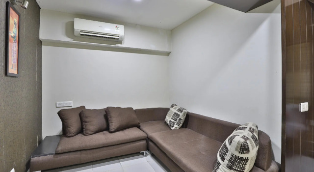 OYO 44976 Metro Park Hotel, Rezerwuj Hotel Hotele w Gujarat ze śniadaniem, Śniadanie