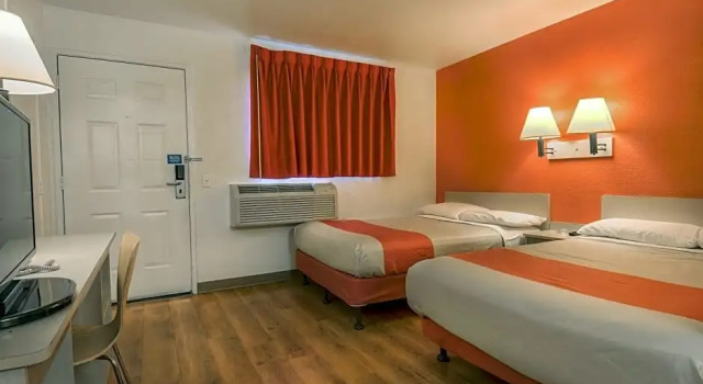 Номер Deluxe Motel 6 Chino, CA - Los Angeles Ontario